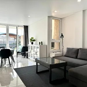 Vinas Apartment